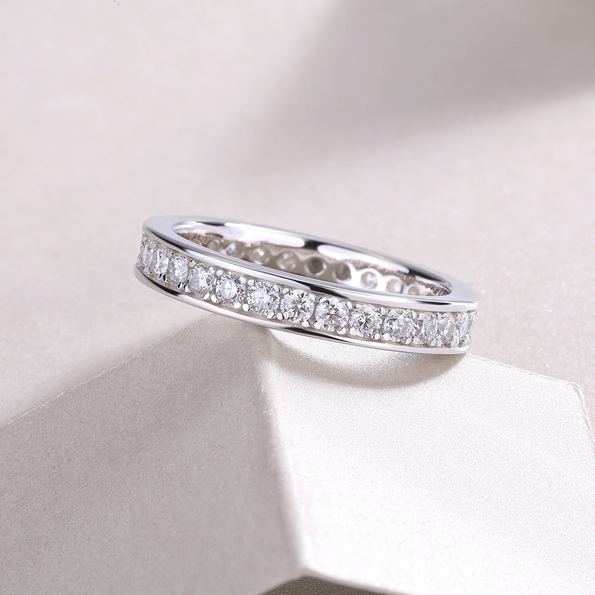 trail eternity ring — JH0A3469_5.JPG