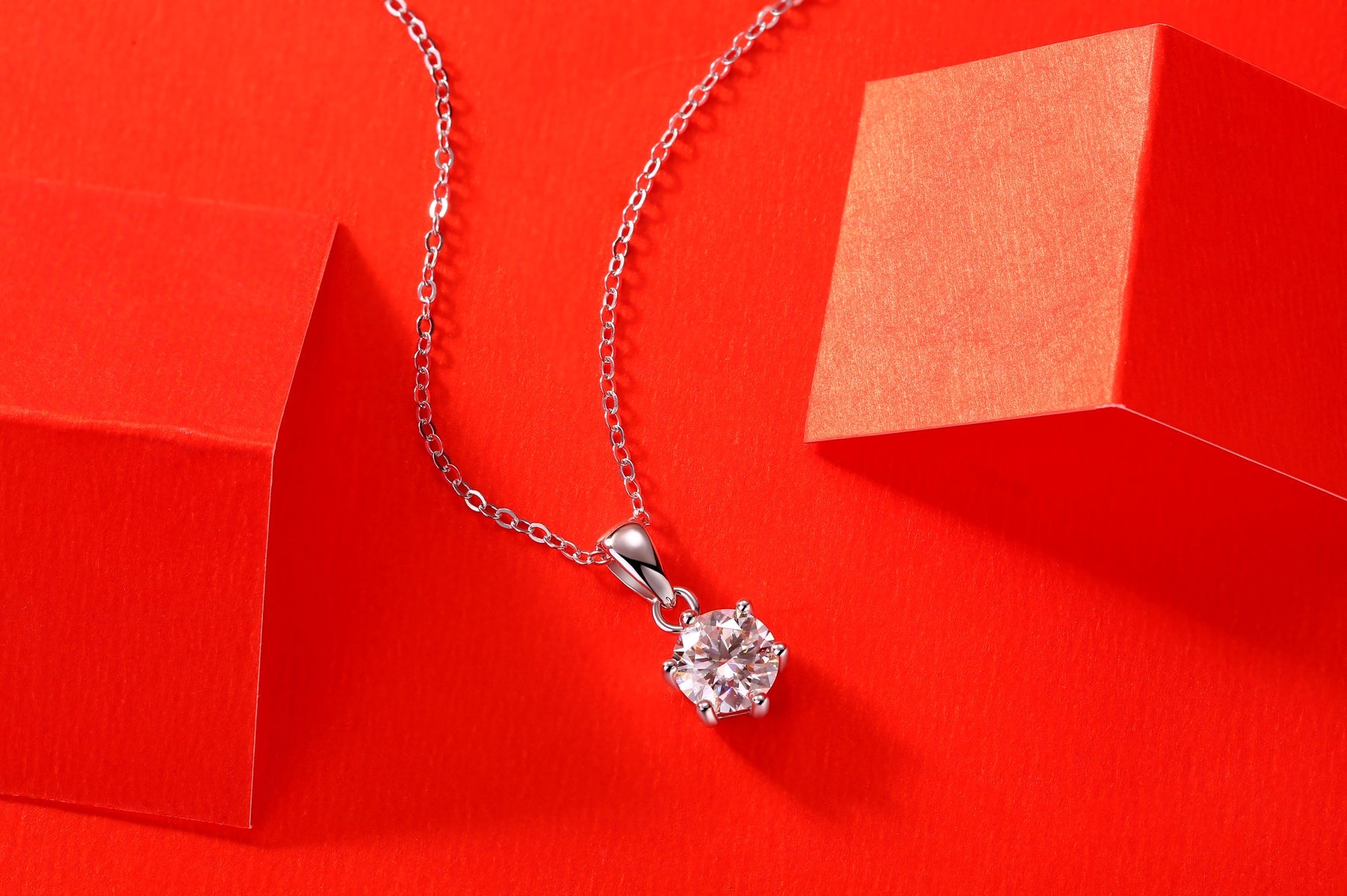 Declaration Pendant Necklace 1ct in 925 sterling silver